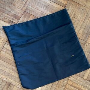 Large fendi dust bag